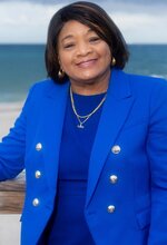 Kathryn Ellison Photo