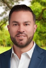 Adrian Estamponi Photo